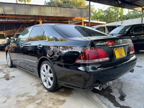 2004 Toyota Athlete Black for Sale - 4/4