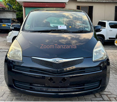 2006 Toyota Ractis Black for Sale