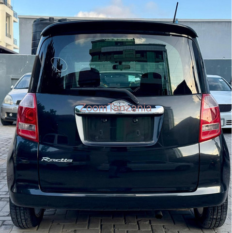 2006 Toyota Ractis Black for Sale - 3/6