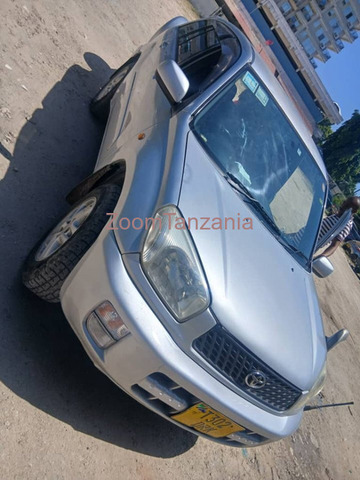 2005 Toyota RAV4 Gray for Sale - 5/6