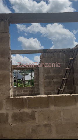 3-Bedroom House for Sale in Goba - 2/6