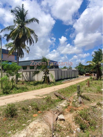 1225 SQM Plot for Sale - 2/3