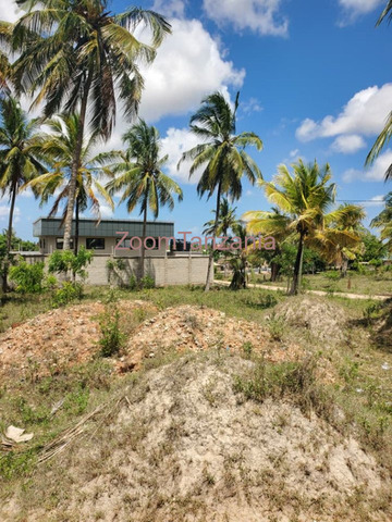 1225 SQM Plot for Sale - 3/3