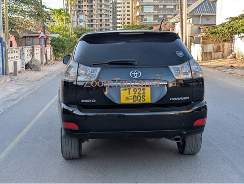 Toyota Harrier 2008 Nyeusi Inauzwa - 3/6