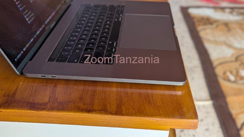 MacBook Pro 2019 Core i9, RAM 32GB, SSD 1TB, Radeon Pro Vega 20 - 1/6