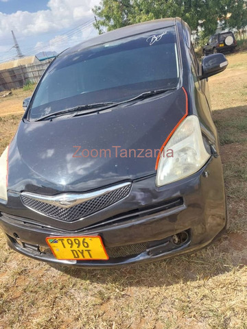 Toyota Ractis for Sale - 3/6