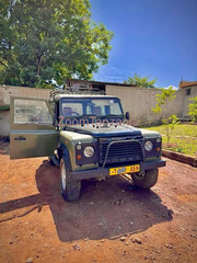 Land Rover Defender 110 1994 Inauzwa