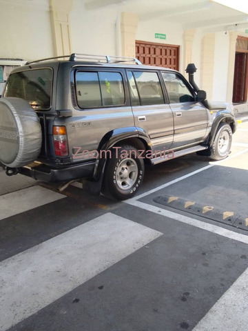 2001 Toyota Land Cruiser Diesel for Sale - 4/6