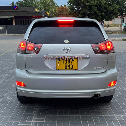Toyota Harrier 2008 Silver Inauzwa - 3/6