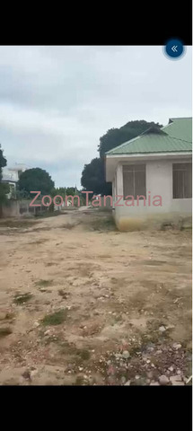 Nyumba 700 SQM Inauzwa Mbweni JKT - 3/4