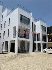 5 Bedroom Villa For Rent In Masaki