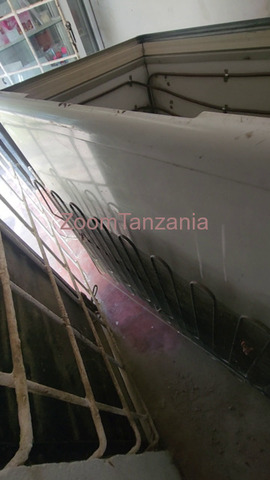 Deep Freezer (Exquisite) Lita 200 – Inagandisha Vizuri, Inafaa kwa Biashara - 5/6