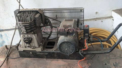 Kompressa ya Hewa Lita 300 Inauzwa - 3/4