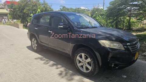Toyota Vanguard 2008 Black Inauzwa - 4/5