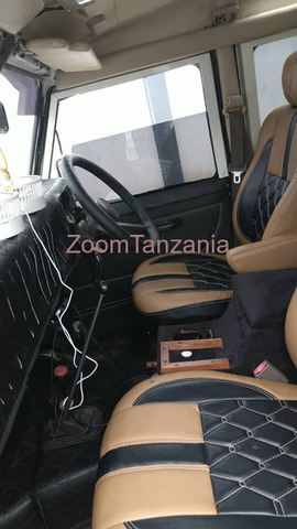 1993 Land Rover Defender for Sale - 2/4