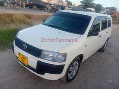 2005 Toyota Probox White for Sale