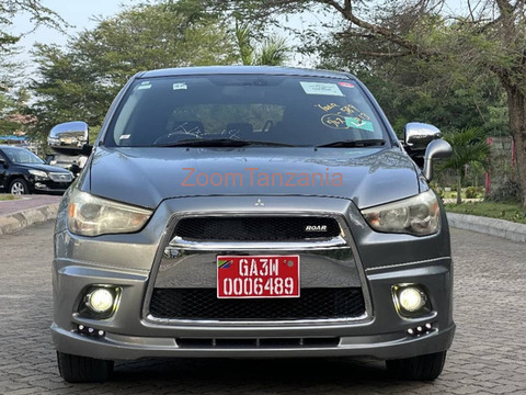 Mitsubishi RVR 2010 Inauzwa - 1/6