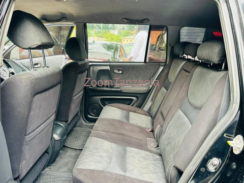 2004 Toyota Kluger for Sale - 6/6