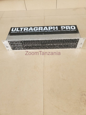 Behringer ULTRAGRAPH PRO FBQ3102 31 Band EQ Inauzwa - 2/4