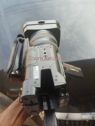 Sony HXR-NX100 Full HD NXCAM Camcorder Inauzwa - 2/6