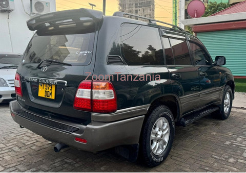 2004 Toyota LandCruiser for Sale - 3/6