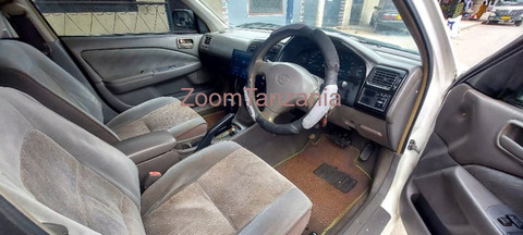 2000 Toyota Premio Red for Sale - 4/6