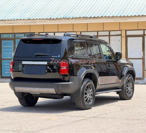 2024 Toyota Prado 250 Black for Sale - 5/5