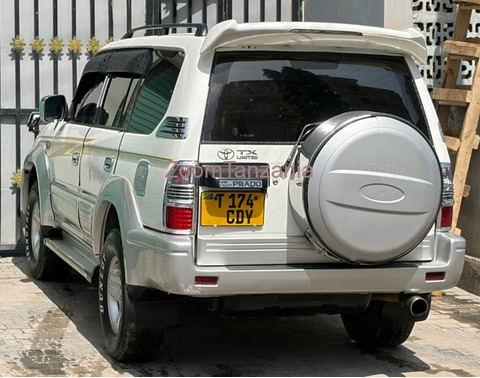 Toyota Land Cruiser Prado 2001 Inauzwa - 4/5