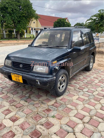 1996 Suzuki Escudo Black for Sale - 1/4