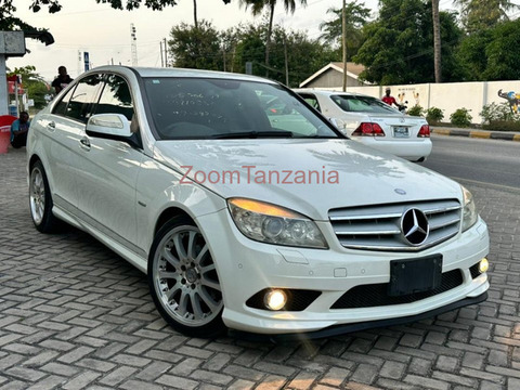 2008 Mercedes Benz C Class White for Sale - 1/6