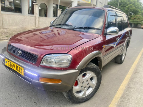Toyota RAV4 1998 Nyekundu Inauzwa - 6/6
