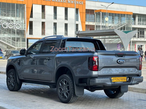 Ford Ranger 2024 Double Cabin Inauzwa - 6/6