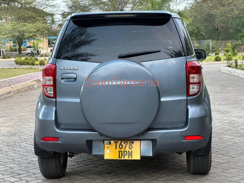 Toyota Rush 2007 Inauzwa - 3/6