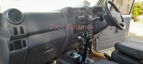 2014 Toyota Land Cruiser Hardtop Diesel for Sale - 2/6