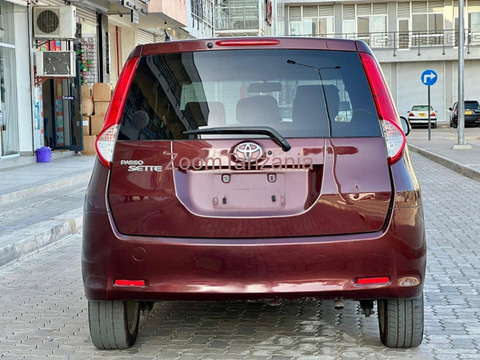 Toyota Passo 2009 Maroon Brown Inauzwa - 3/6