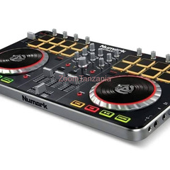 Numark Mixtrack Pro II Inauzwa