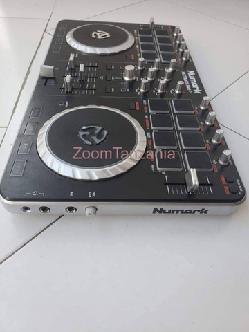 Numark Mixtrack Pro II Inauzwa - 2/6