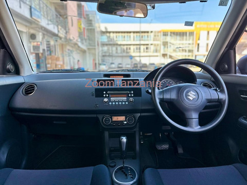 Suzuki Swift 2009 Red Wine Inauzwa - 4/6