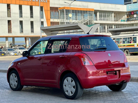 Suzuki Swift 2009 Red Wine Inauzwa - 5/6