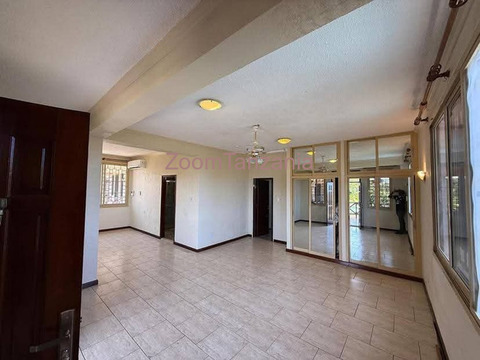 Villa Vyumba 4 Inakodiwa Masaki - 5/6