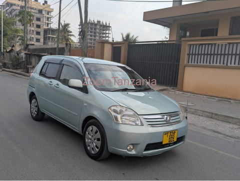 2007 Toyota Raum for Sale - 2/6
