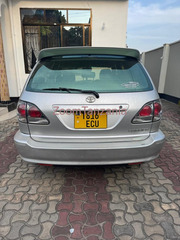 2002 Toyota Harrier Silver for Sale