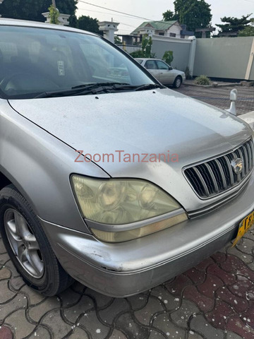 2002 Toyota Harrier Silver for Sale - 2/6