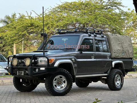 2018 Toyota Landcruiser Pickup for Sale - 3/6