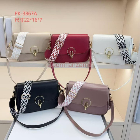 Fashionable Handbag for Sale - 2/6