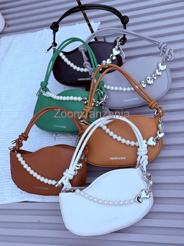 Fashionable Handbag for Sale - 4/6