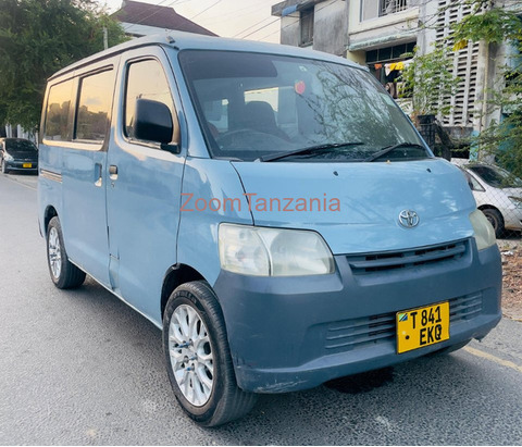 2009 Toyota Townace Van White for Sale - 3/6