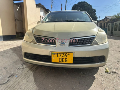 2008 Nissan Tiida Gold for Sale - 3/6