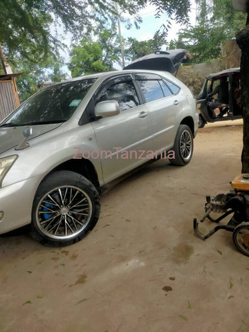 2005 Toyota Harrier Black for Sale - 2/6