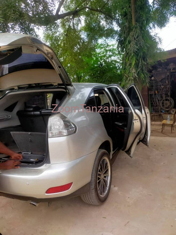 2005 Toyota Harrier Black for Sale - 3/6